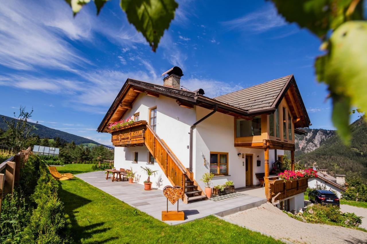 Apartment Dolomites Nest San Martino in Badia Dış mekan fotoğraf