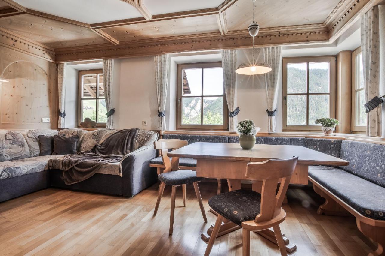 Apartment Dolomites Nest San Martino in Badia Dış mekan fotoğraf